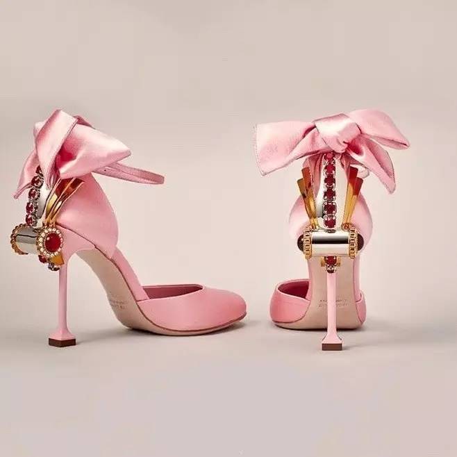 阿秋秋三分钟时尚碎碎念｜谁的粉红少女心？