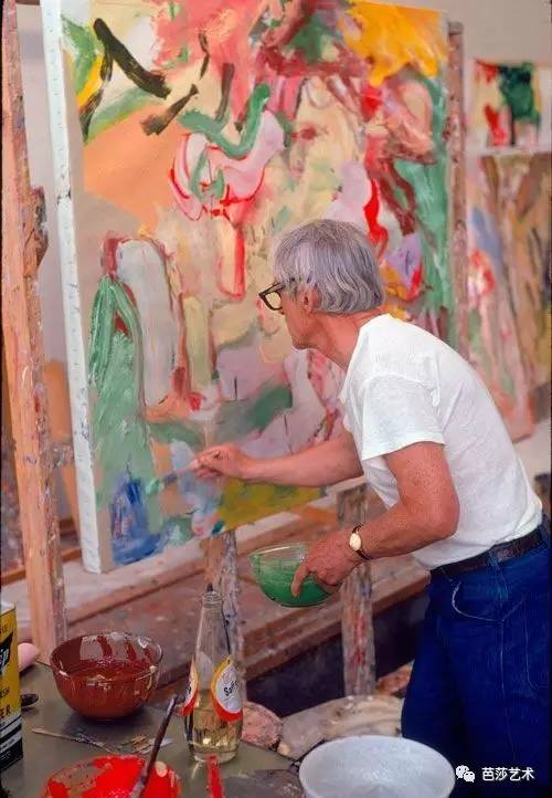 你恨死上班了对吗，但你知道艺术家上班时的样子吗？