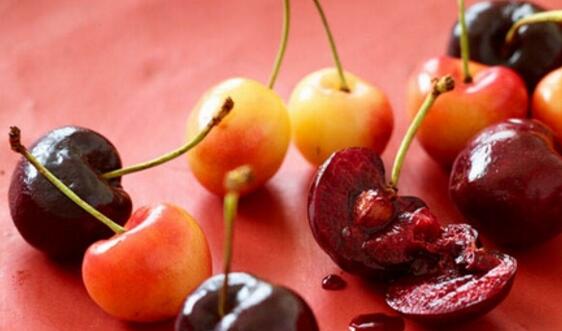 孩子吞了樱桃核怎么办,樱桃核小孩子吞了怎么办