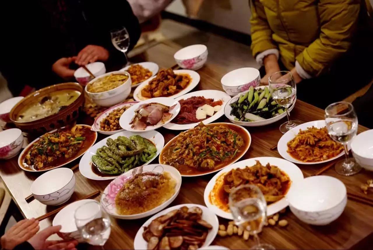 西安人年夜饭 (西安人年夜饭必备菜单)
