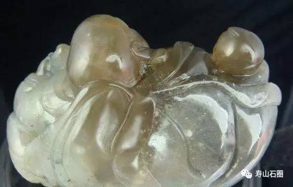 绿田黄是属于黑田系列的吗,黑田黄特征