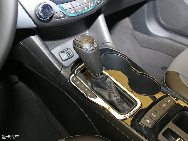 非常运动的车图片,2013款雪佛兰科鲁兹两厢