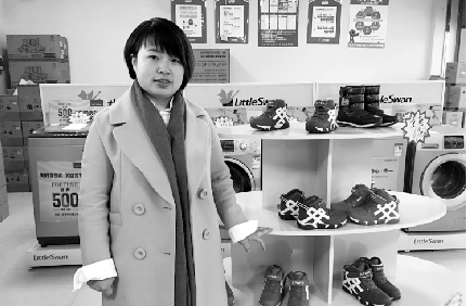 湖北首个村淘“百万女英雄”致富路