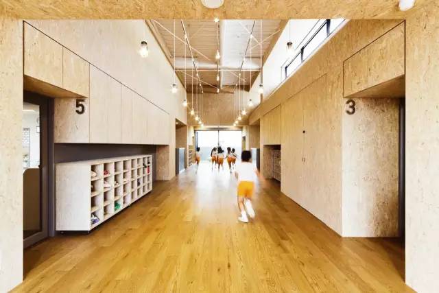 日本超牛幼儿园设计,日本大师设计幼儿园