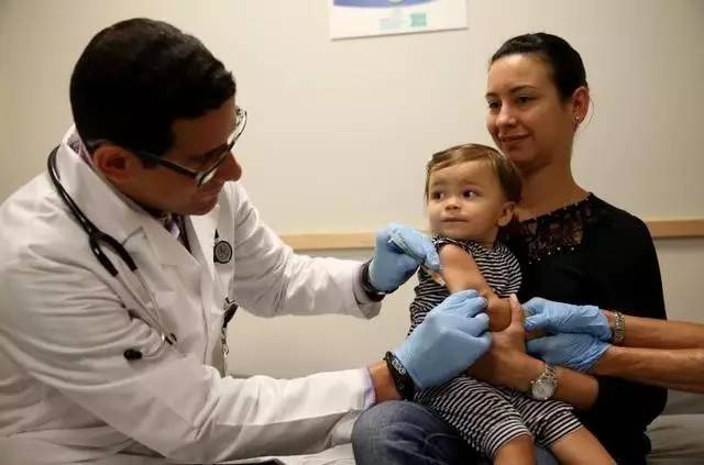 比尔盖茨会重回大学吗,比尔盖茨重回大学就业