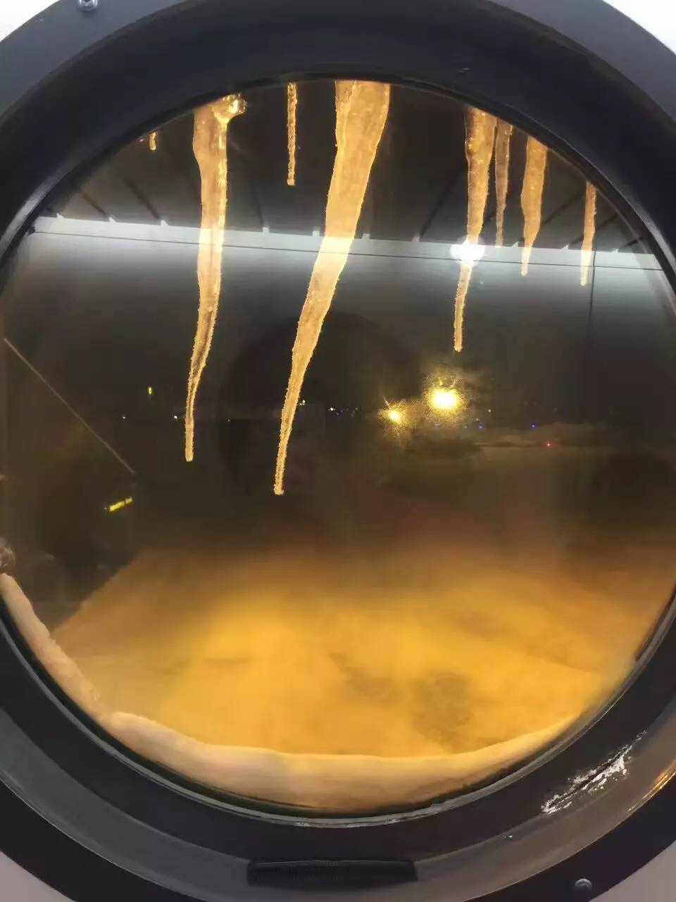 世界尽头的那个小镇 住着 35 人︱寿小姐