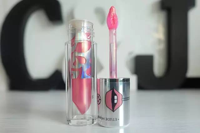 今年流行色砖红色,今年流行豆沙红色