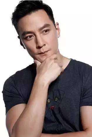 年轻多金真学霸男主人设的他为何“换女如换衣”？