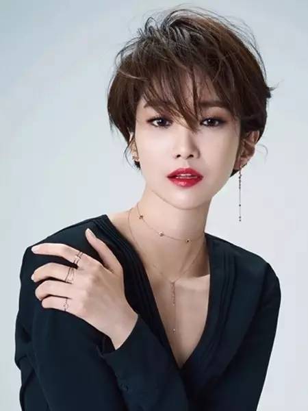 昕昕发型,昕昕的发型