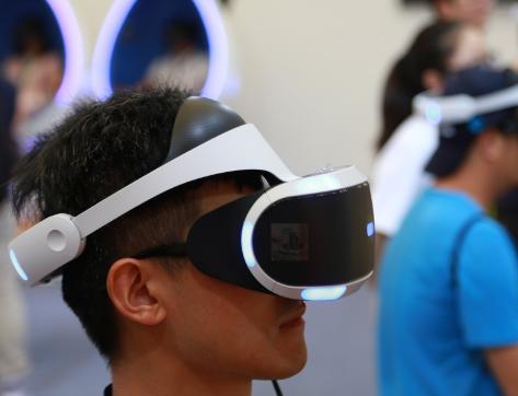 HTC年底推移动VR新品不是手机VR那是一体机？