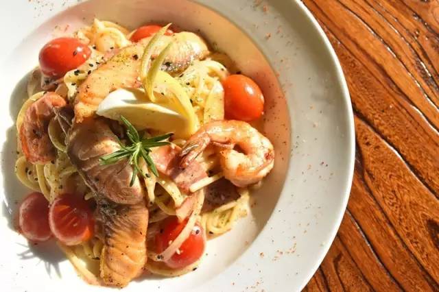 青岛必去的十大餐厅,青岛适合情侣去的海边餐厅