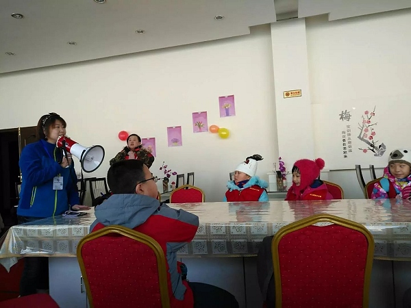 龙江旅游小记者杨若廷:平山神鹿滑雪场的单板滑雪之旅