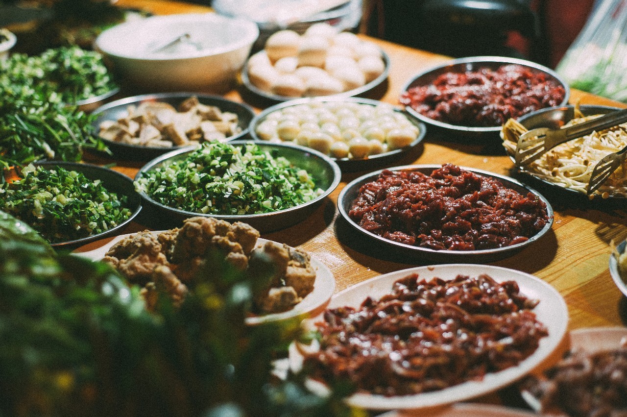 南宁夜晚摆摊生料粉,南宁柳沙夜市网红生料粉