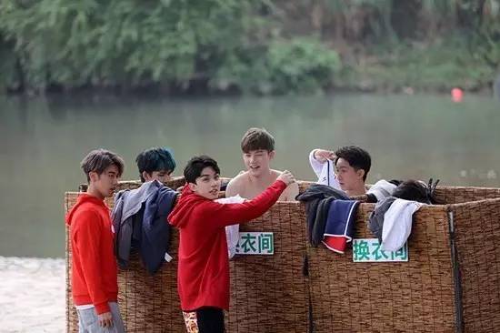 董力为啥这么多节目,董力最新互动全集