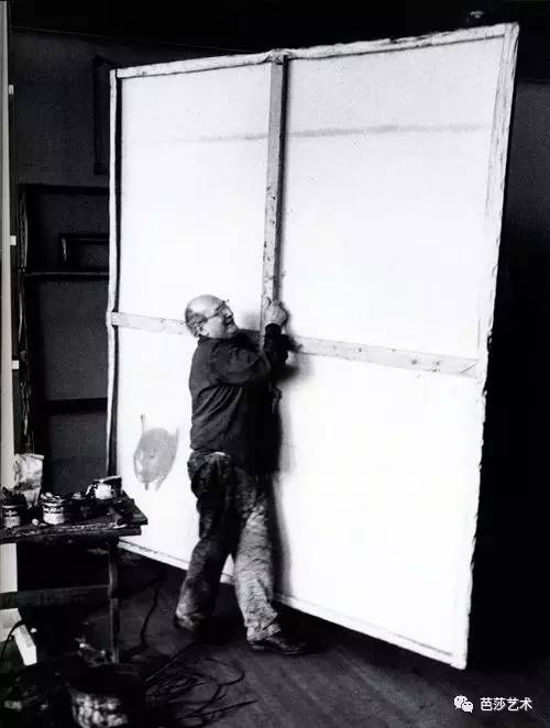 你恨死上班了对吗，但你知道艺术家上班时的样子吗？