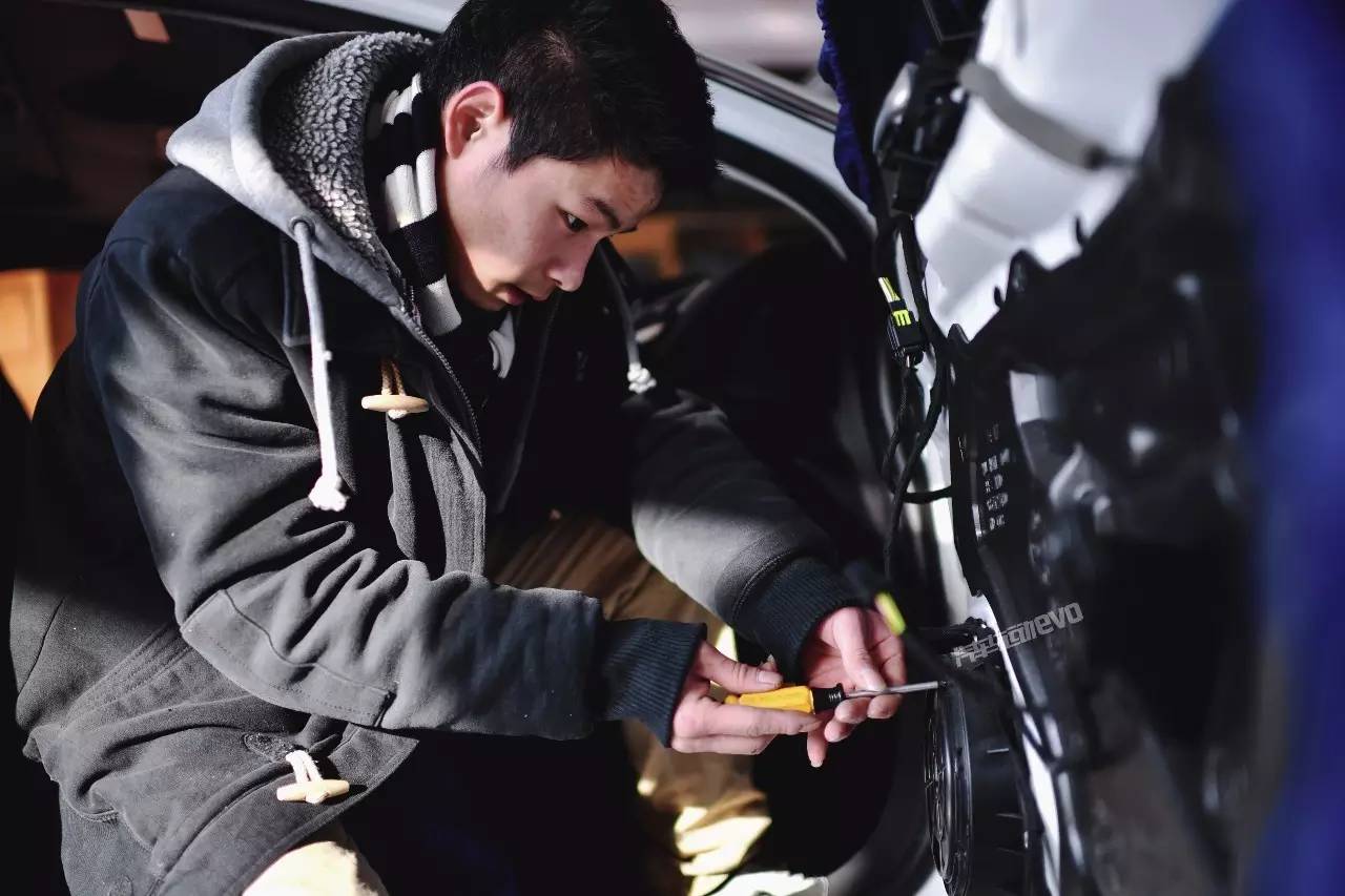 evo特殊测试｜拯救耳朵（下）雪铁龙C5无损换装漫步者汽车音响体验