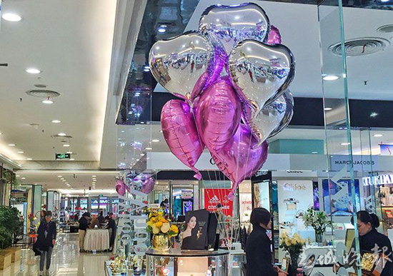 买口红刻字刻什么好,买口红刻字