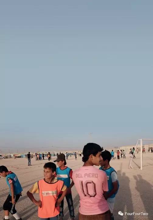 难民营足球,难民营走足球巨星