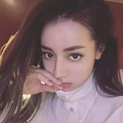 烟熏玫瑰色适合什么唇色,美容裸色口红色号