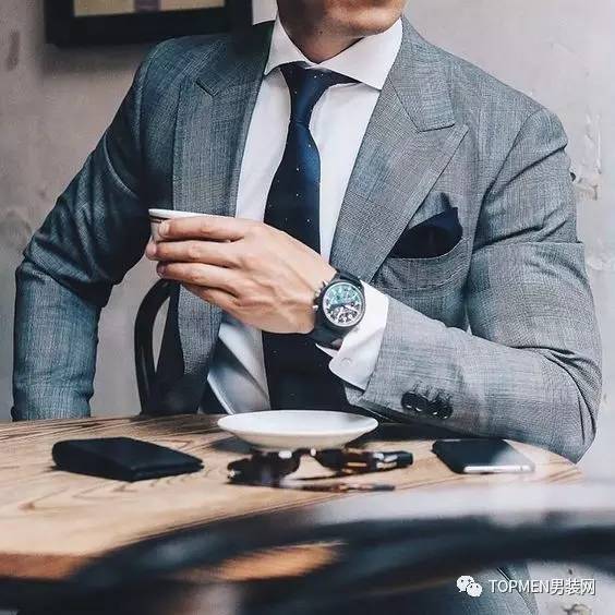 女士选择一款什么表更好,如何给自己选一款适合自己的表