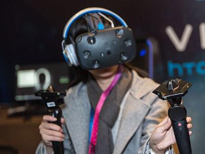 HTC年底推移动VR新品不是手机VR那是一体机？