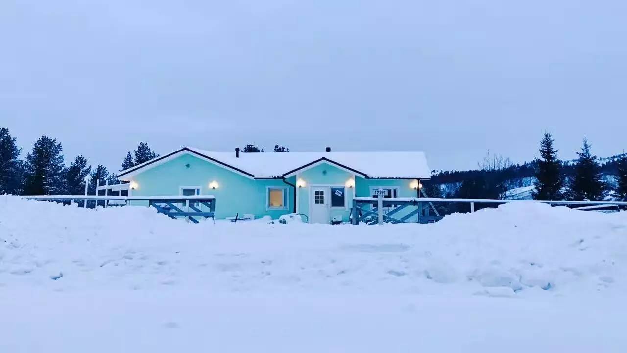 世界尽头的那个小镇 住着 35 人︱寿小姐