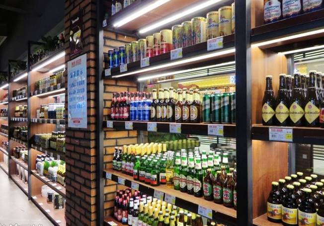 1毛钱换标签,洋泔水秒变大牌!你喝的进口啤酒很可能是这么来的……