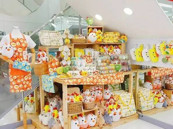 鸡年怎样变身萌萌哒“战斗鸡”?美食、小物、美甲都不可少