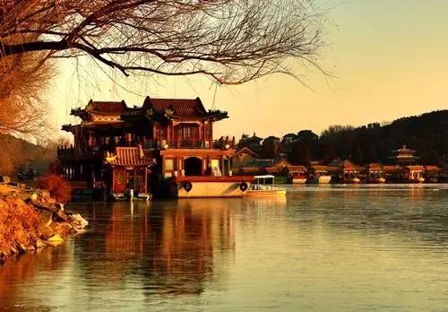 左边圆明园,右边颐和园,前边海淀公园,紧挨着北大和清华,厉害了word西苑医院|再发现西苑医院的十大理由