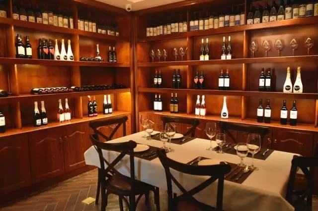 青岛必去的十大餐厅,青岛适合情侣去的海边餐厅