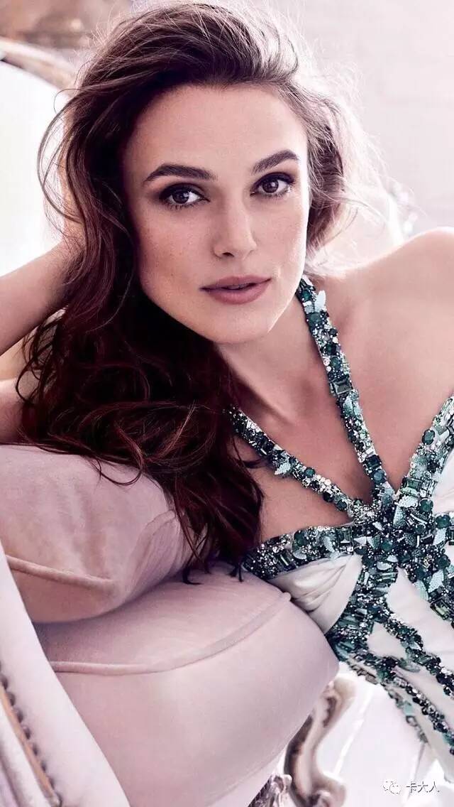 看看有适合你的脸型的一款发型吗,任何脸型都适合的一款发型