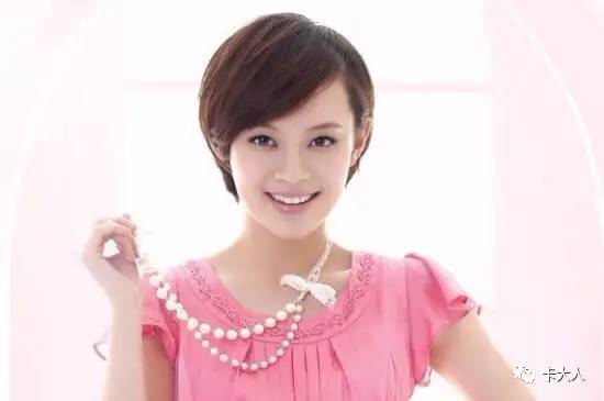 看看有适合你的脸型的一款发型吗,任何脸型都适合的一款发型