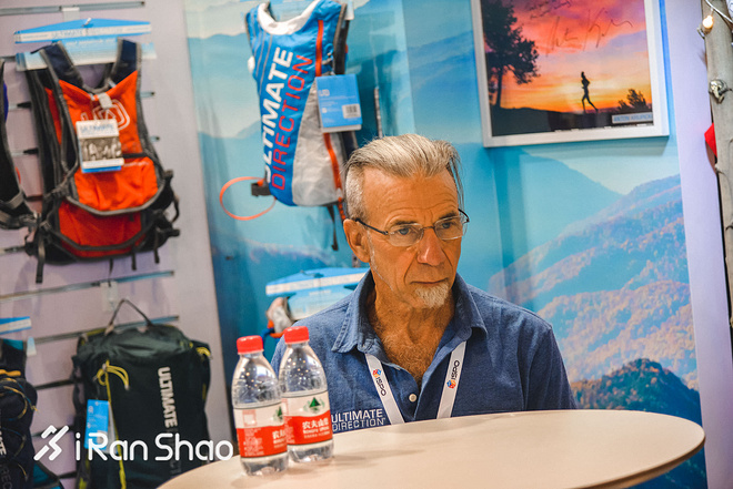 涓撹涓浗甯傚満,ultimatedirection娴嬭瘎