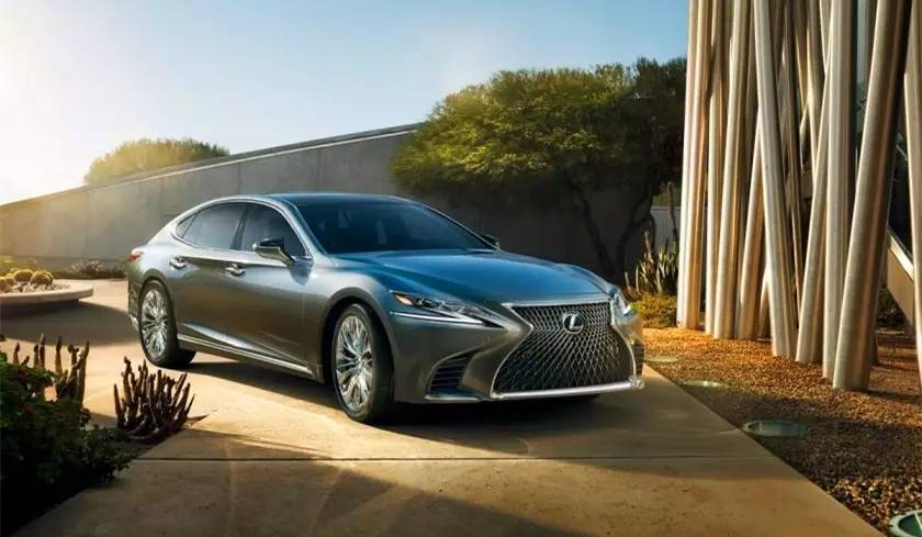 买新车时这些你千万不要碰,买刚上市全新车要注意什么