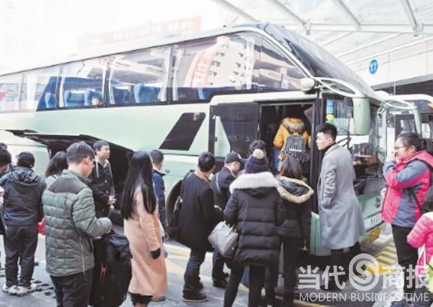 买长途汽车票下月起要实名旅客在长沙代购车票等均需提供有效身份证件