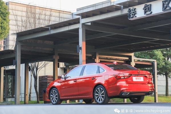 荣威i620t手动豪华配置,22款纯电动的荣威i6起步测试