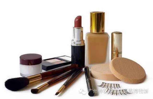 春季皮肤过敏吃什么食物最好,儿童春季皮肤过敏泛红发痒小妙招