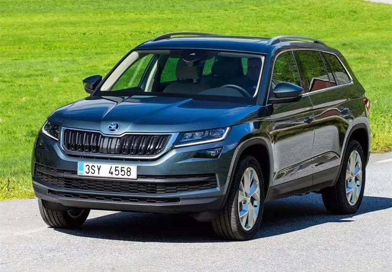 买新车时这些你千万不要碰,买刚上市全新车要注意什么