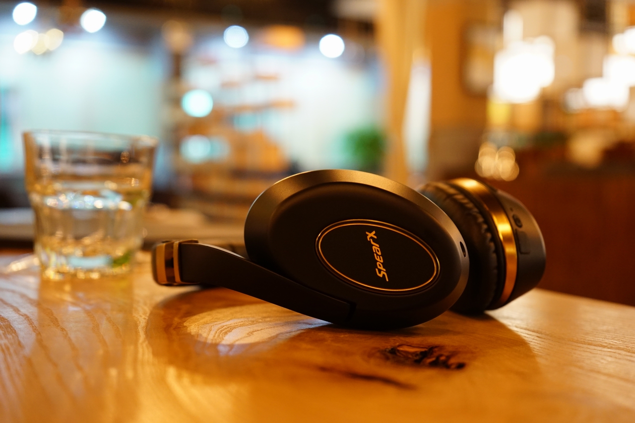 音质最好的千元蓝牙耳机,音质公认最好的有线耳机头戴式