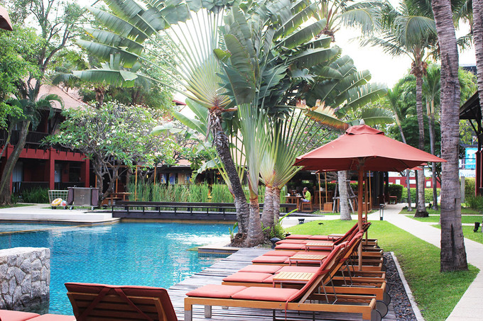 泰国曼谷芭提雅华欣7天自由行 (泰国华欣与芭提雅是一个地方吗)