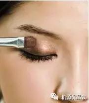 卸眼妆的正确方法和步骤,眼部彩妆怎么卸眼妆