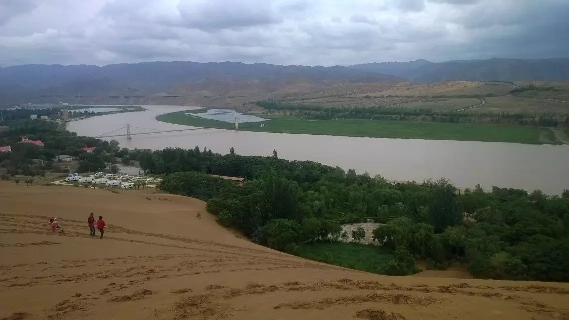 王维大漠孤烟直沙坡头,沙坡头大漠孤烟直在哪里看