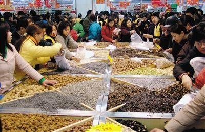 “瓜子牙”损害不可逆，吃瓜子要当心！