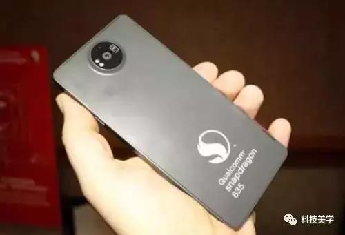 诺基亚新机8110多少钱,诺基亚599欧元