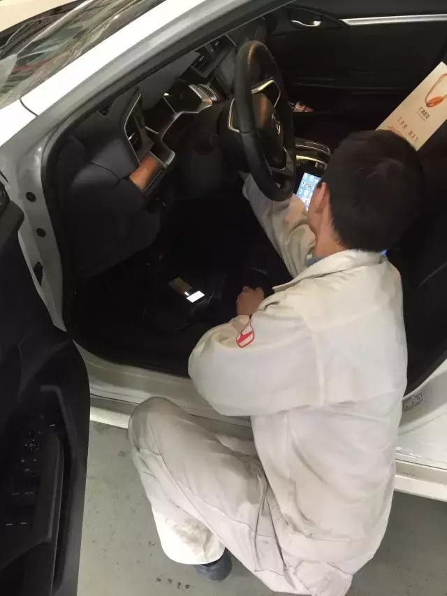 十代思域加价提车,第十代思域自动挡落地价