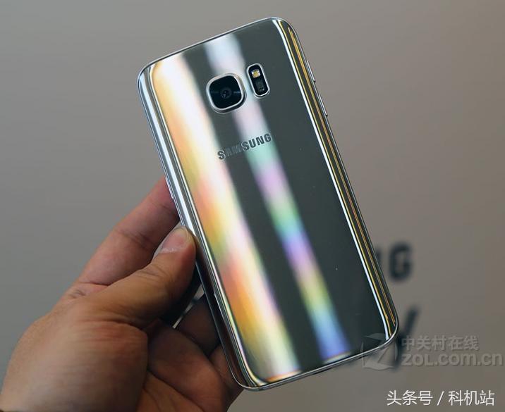 当年一万多的三星手机,三星s7现在还值得购买吗