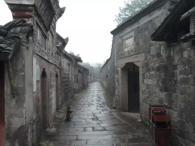 成都周边一天自驾游去哪里,春节成都附近3天自驾游哪里耍