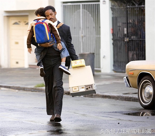 鸡汤我只喝《当幸福来敲门》，看男主开挂的人生简直不要太6！