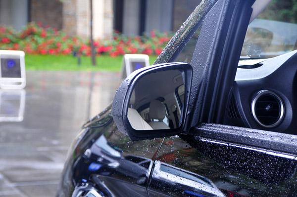 福建奔驰威霆试驾,奔驰威霆v260l试驾