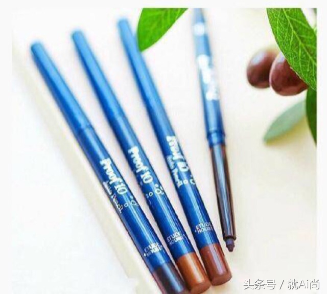 眼线笔哪个牌子好用推荐,好用的眼线笔推荐性价比高